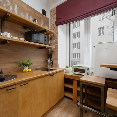 Loft In A Well-connected District In By Renters Apartment