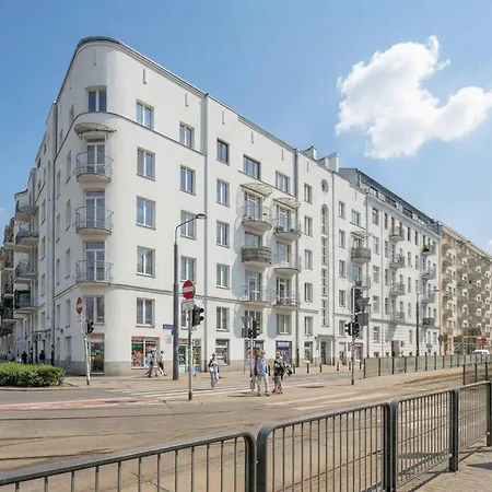 Loft In A Well-connected District In By Renters Lägenhet