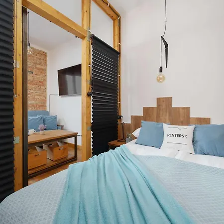 Loft In A Well-connected District In By Renters Warszawa