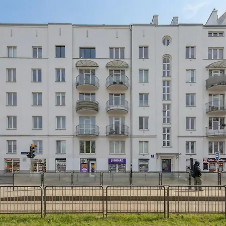 Loft In A Well-connected District In By Renters Lägenhet Warszawa